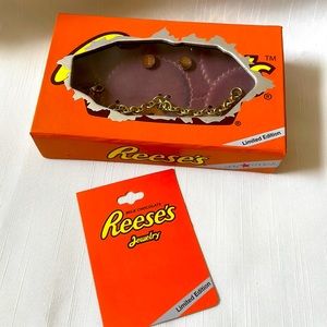 Reese's Heart chocolate Jewelry Boxed Bracelet & Earrings boxed set LE